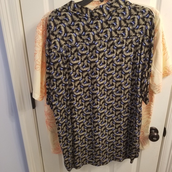 (2) Roundtree & Yorke Caribbean shirts - Picture 6 of 6